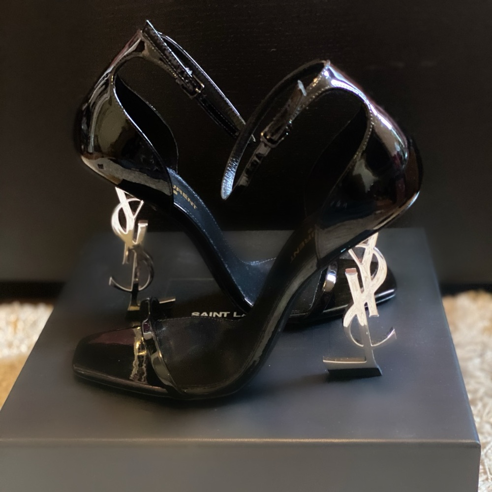 Brand new SAINT LAURENT heels